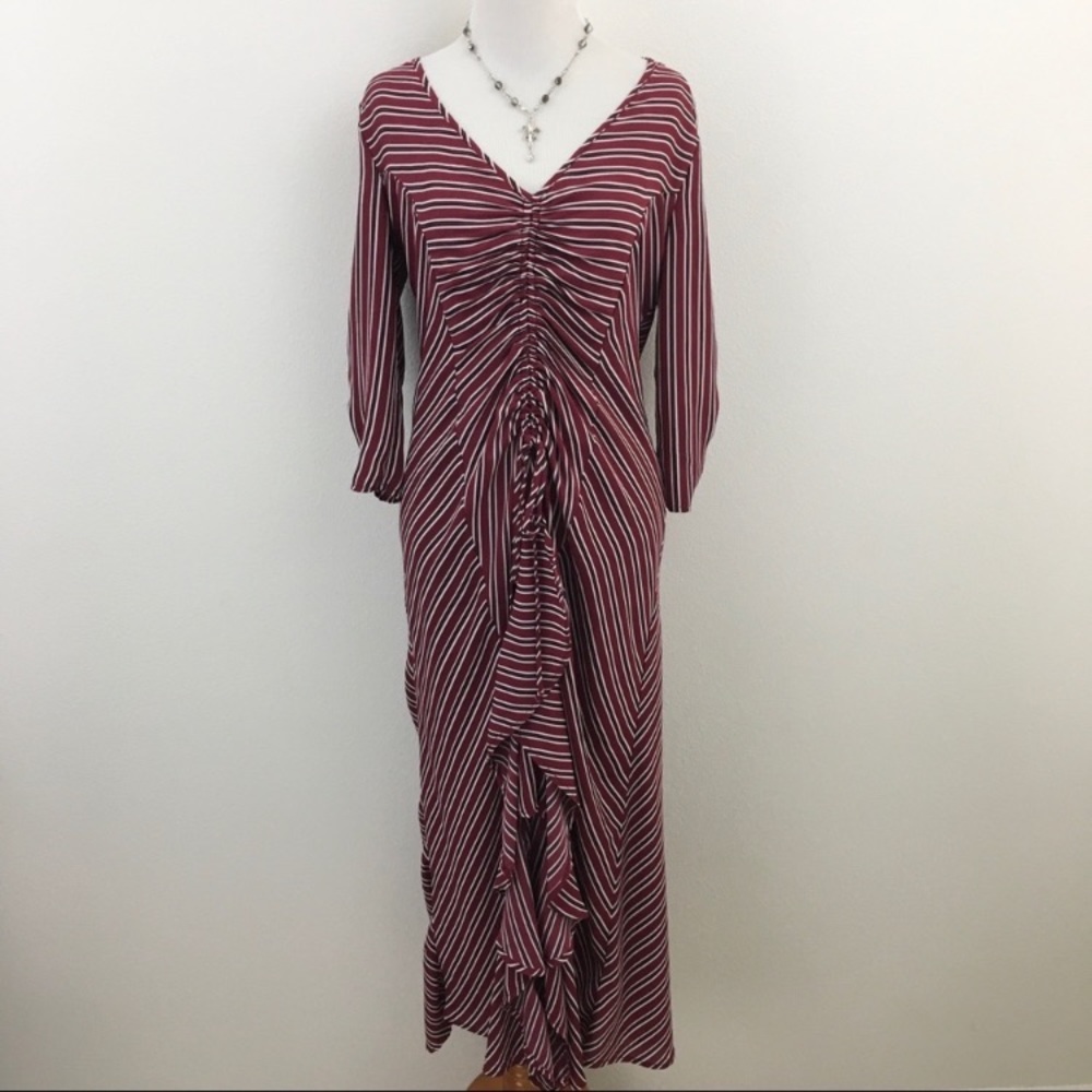Spirit of Grace | Ruffled Dress - Picture 2 of 12